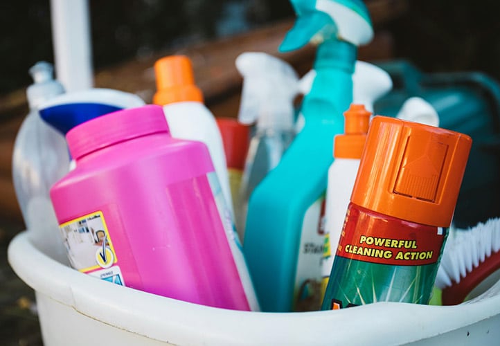 bulk cleaning supplies